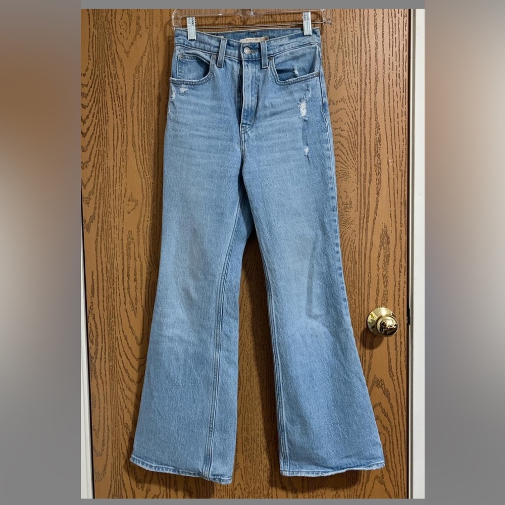 Levi’s 70s Flare Jeans